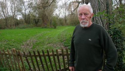Gerald Beaugrand, 78 ans, assure que ces oies ont été petit à petit tuées ou ont pris la fuite après des attaques.