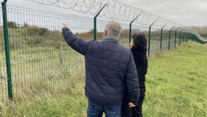 André et Léontine Vérove, 74 et 73 ans, habitants de Gravelines, redoutent ces grillages de plus en plus présents dans l’Ouest dunkerquois.