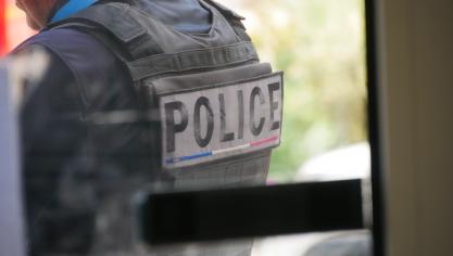 Le jeune homme, inconnu de la justice, trafiquait de la drogue pour financer sa consommation.