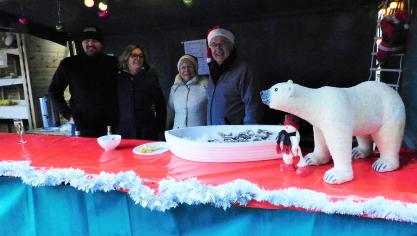Tourne Moulin a tenu un bar à huîtres.