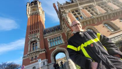 Sullivan Ranson a gravi les marches du beffroi de Calais 31 fois en 24 heures.