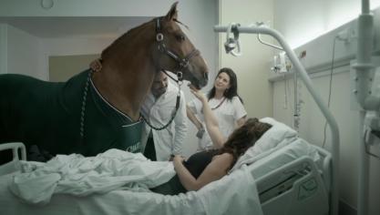 Le film documentaire À demain sur la lune, consacré à l’accompagnement dans la fin de vie, sort en salles mercredi 4 février.