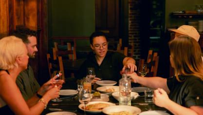 Et vous, vous dînez à quelle heure ?