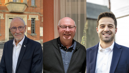 De gauche à droite : Jean-Luc Dehuysser, Régis Godel et Matthieu Fioen, tous têtes de liste à Steenvoorde.