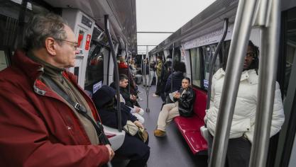Le métro de 52 mètres va désormais transporter chaque jour les voyageurs vers leur école, leur travail, leur fac…
