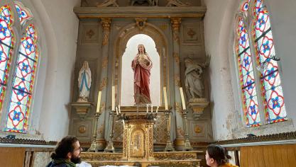 Gwendal Giordani, directeur adjoint de l’entreprise Giordani et Lucille, chargée d’étude, ont passé deux jours au chevet du maître-autel.