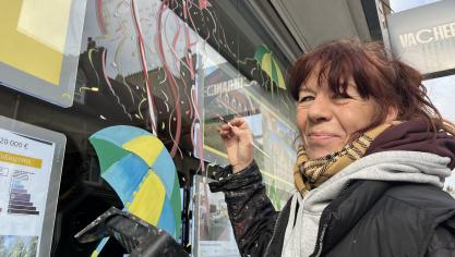 Maryse Vandezande, concentrée mais attentive aux réactions.