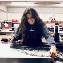 Emma Boutoille a choisi ses dentelles de Calais à Desseilles.