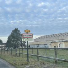 Les fameux panneaux verts ont été ajoutés à ceux d’entrée de ville.