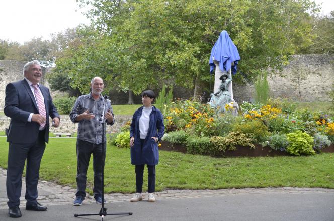 La Ville a retenu les talents de Éric Nadeau et Sonia Queïja.